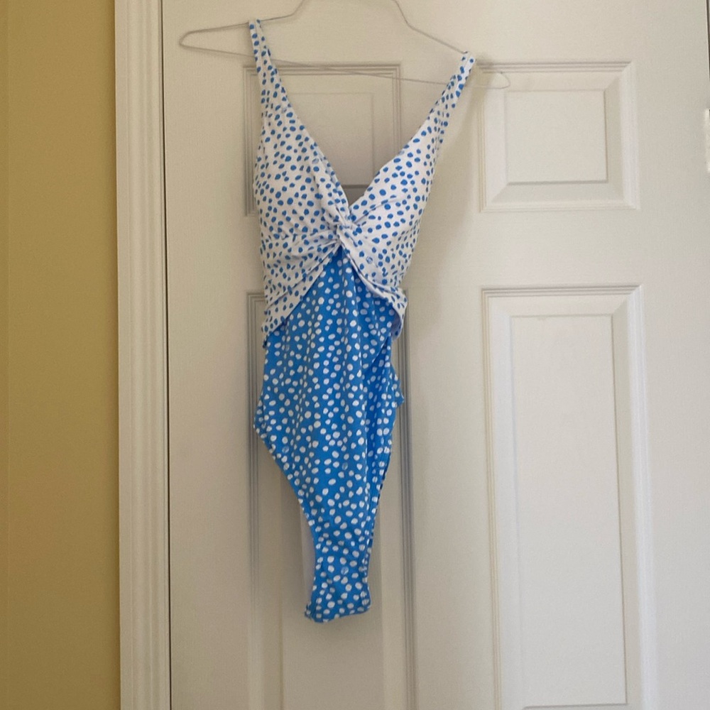 Lilly Pulitzer NWT one piece bathing suit